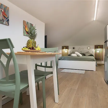 Apartment La Piazzetta 194